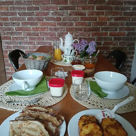 Bed and breakfast L' Arbre A Noisettes *